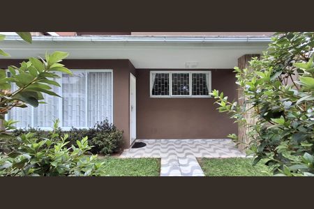 Casa para alugar com 290m², 4 quartos e 4 vagasEntrada 