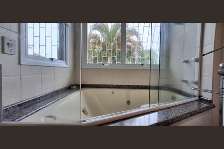 Casa para alugar com 290m², 4 quartos e 4 vagasBanheiro da Suíte