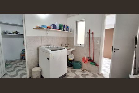 Casa para alugar com 290m², 4 quartos e 4 vagasÁrea de Serviço