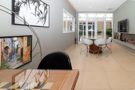 Apartamento à venda com 47m², 1 quarto e 1 vagaÁrea Comum - Salão de Jogos