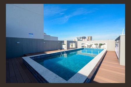 Apartamento à venda com 77m², 3 quartos e 2 vagasÁrea comum - Piscina
