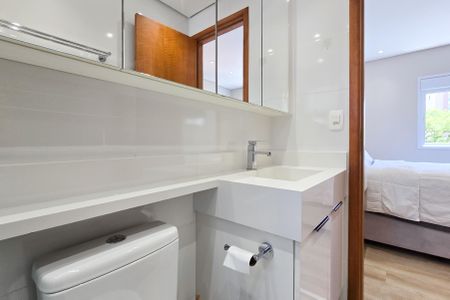 Apartamento à venda com 77m², 3 quartos e 2 vagasBanheiro - Suíte 