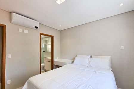 Apartamento à venda com 77m², 3 quartos e 2 vagasSuíte