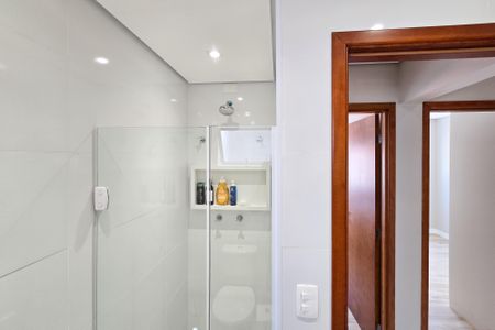 Apartamento à venda com 77m², 3 quartos e 2 vagasBanheiro Social