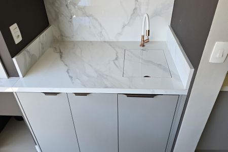 Apartamento à venda com 77m², 3 quartos e 2 vagasÁrea de Serviço