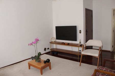 Apartamento para alugar com 120m², 1 quarto e 1 vagaSala