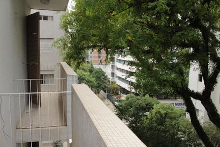 Apartamento para alugar com 120m², 1 quarto e 1 vagaSacada  Quarto