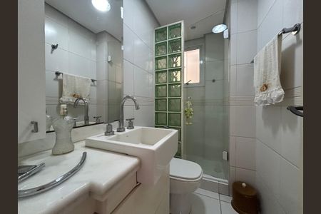 Apartamento para alugar com 170m², 3 quartos e 2 vagasBanheiro Social