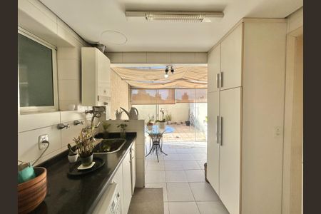 Apartamento para alugar com 170m², 3 quartos e 2 vagasCozinha 