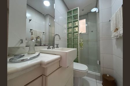 Apartamento para alugar com 170m², 3 quartos e 2 vagasBanheiro Social