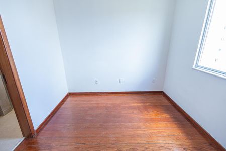 Apartamento à venda com 90m², 3 quartos e 2 vagas Apartamento à venda com 90m², 3 quartos e 2 vagasquarto 2 / suite e closet