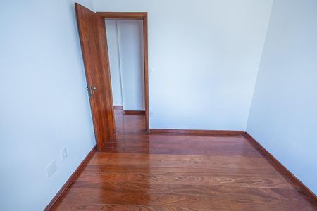 Apartamento à venda com 90m², 3 quartos e 2 vagas Apartamento à venda com 90m², 3 quartos e 2 vagasquarto 1