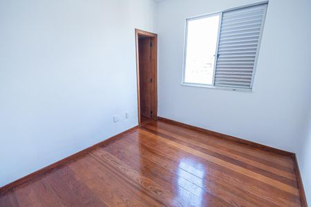Apartamento à venda com 90m², 3 quartos e 2 vagas Apartamento à venda com 90m², 3 quartos e 2 vagasquarto 1