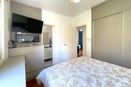 Apartamento à venda com 111m², 3 quartos e 2 vagas Apartamento à venda com 111m², 3 quartos e 2 vagasSuite 1