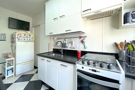 Apartamento à venda com 111m², 3 quartos e 2 vagas Apartamento à venda com 111m², 3 quartos e 2 vagasCozinha