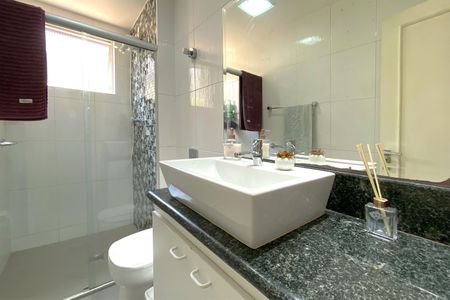 Apartamento à venda com 111m², 3 quartos e 2 vagas Apartamento à venda com 111m², 3 quartos e 2 vagasBanheiro