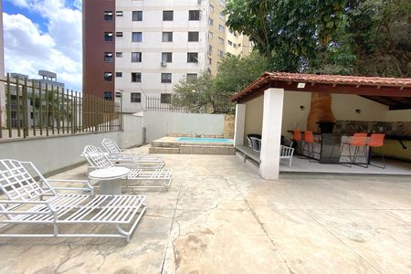Apartamento à venda com 111m², 3 quartos e 2 vagas Apartamento à venda com 111m², 3 quartos e 2 vagasÁrea comum - Piscina