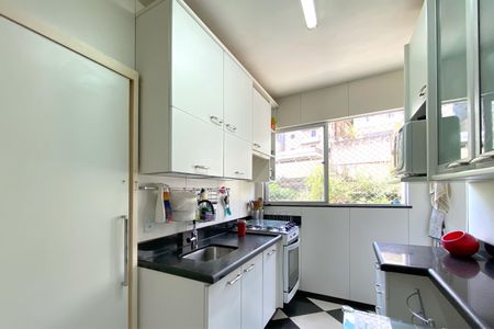 Apartamento à venda com 111m², 3 quartos e 2 vagas Apartamento à venda com 111m², 3 quartos e 2 vagasCozinha