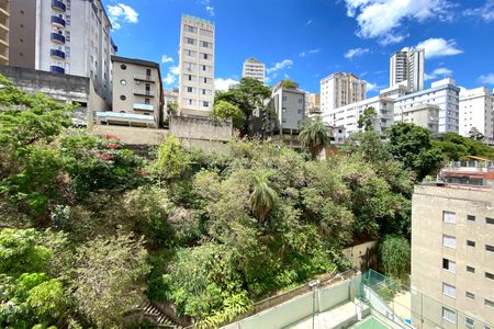 Apartamento à venda com 111m², 3 quartos e 2 vagas Apartamento à venda com 111m², 3 quartos e 2 vagasVista da Suite 1