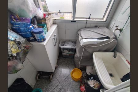 Apartamento à venda com 75m², 3 quartos e 2 vagas Apartamento à venda com 75m², 3 quartos e 2 vagasÁrea de Serviço