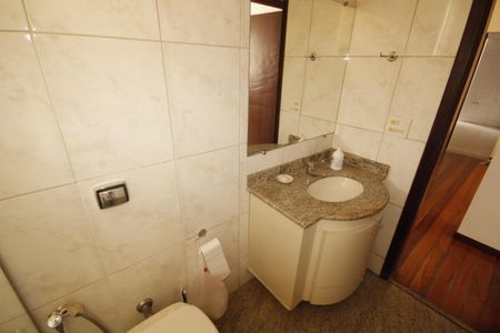 Apartamento à venda com 100m², 3 quartos e 2 vagasbanheiro 1