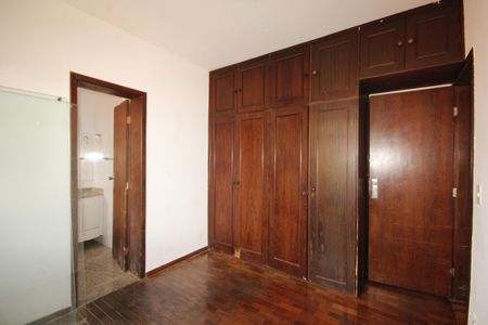 Apartamento à venda com 100m², 3 quartos e 2 vagasquarto 2