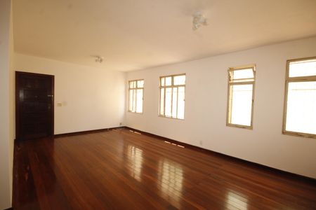 Sala de apartamento à venda com 3 quartos, 100m² em Vila Paris, Belo Horizonte