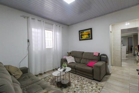 Casa à venda com 150m², 4 quartos e 2 vagas Casa à venda com 150m², 4 quartos e 2 vagasSala