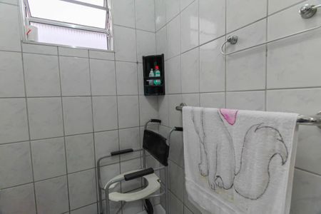 Casa à venda com 150m², 4 quartos e 2 vagas Casa à venda com 150m², 4 quartos e 2 vagasBanheiro