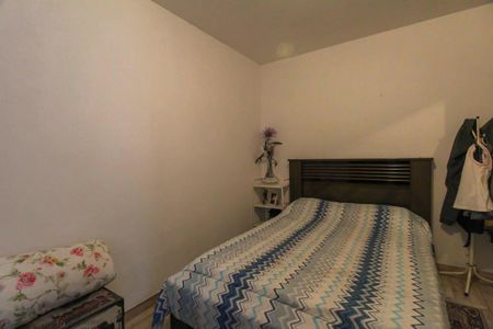 Casa à venda com 150m², 4 quartos e 2 vagas Casa à venda com 150m², 4 quartos e 2 vagasSuite