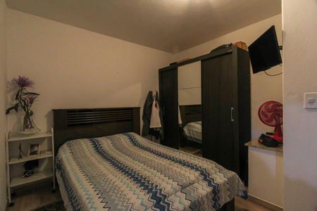 Casa à venda com 150m², 4 quartos e 2 vagas Casa à venda com 150m², 4 quartos e 2 vagasSuite