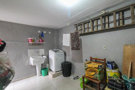 Casa à venda com 150m², 4 quartos e 2 vagas Casa à venda com 150m², 4 quartos e 2 vagasÁrea de Serviço