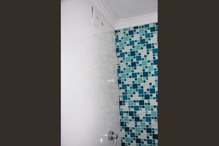 Apartamento para alugar com 60m², 2 quartos e 1 vagaDetalhe - Banheiro Social