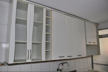 Apartamento para alugar com 60m², 2 quartos e 1 vagaDetalhe - Cozinha