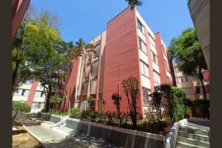 Apartamento para alugar com 60m², 2 quartos e 1 vagaÁrea comum