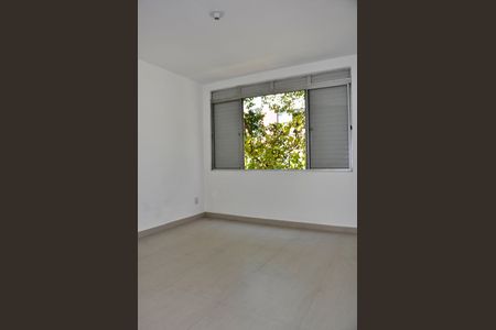 Apartamento para alugar com 60m², 2 quartos e 1 vagaDetalhe - Quarto 01