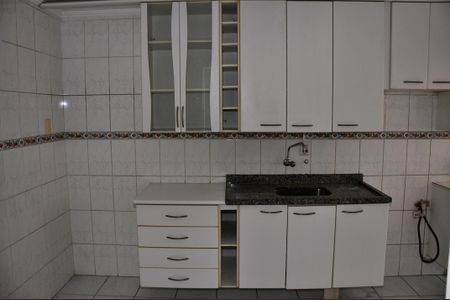 Apartamento para alugar com 60m², 2 quartos e 1 vagaDetalhe - Cozinha