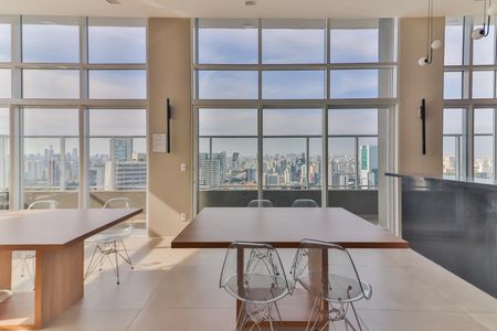 Apartamento à venda com 25m², 1 quarto e 1 vagaÁrea comum - Salão de festas