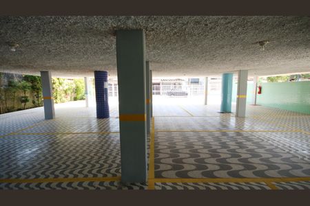 Apartamento para alugar com 50m², 1 quarto e 1 vaga Apartamento para alugar com 50m², 1 quarto e 1 vagaGaragem