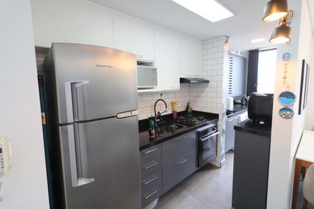 Apartamento à venda com 51m², 2 quartos e 1 vagaCozinha e Área de Serviço