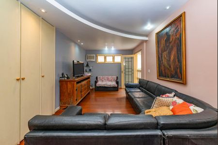 Casa à venda com 622m², 5 quartos e 5 vagasSala 3