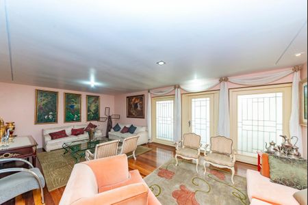 Casa à venda com 622m², 5 quartos e 5 vagasSala 1