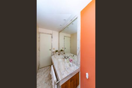 Casa à venda com 622m², 5 quartos e 5 vagasLavabo