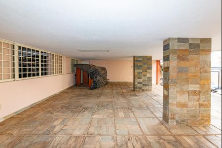 Casa à venda com 622m², 5 quartos e 5 vagasGaragem