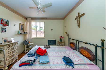 Casa à venda com 622m², 5 quartos e 5 vagasQuarto 4