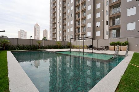 Apartamento à venda com 38m², 2 quartos e sem vagaÁrea comum - Piscina