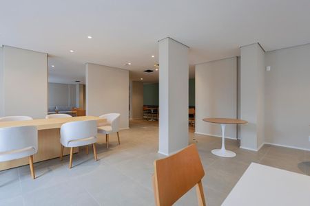 Apartamento à venda com 38m², 2 quartos e sem vagaÁrea comum - Salão de festas