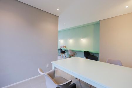 Apartamento à venda com 38m², 2 quartos e sem vagaÁrea comum - Co-working