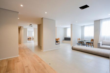 Apartamento à venda com 38m², 2 quartos e sem vagaÁrea comum - Salão de festas