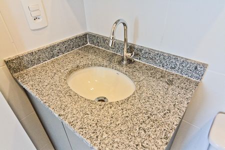 Apartamento para alugar com 36m², 2 quartos e sem vaga Apartamento para alugar com 36m², 2 quartos e sem vagaBanheiro